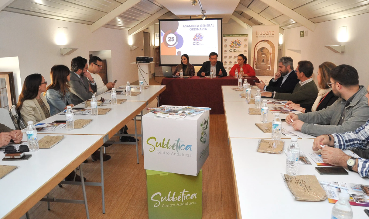 Una imagen de la asamblea del CIT Subbética en Lucena