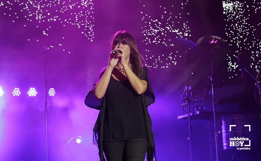La Gira Munay de Vanesa Mart&iacute;n llena el Auditorio de Cabra (6)