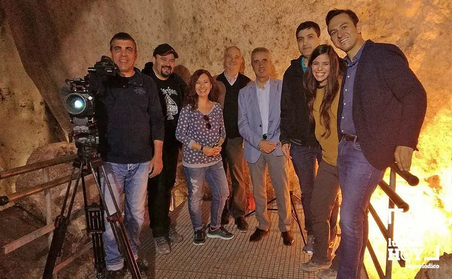 cueva y sima del angel lucena hoy