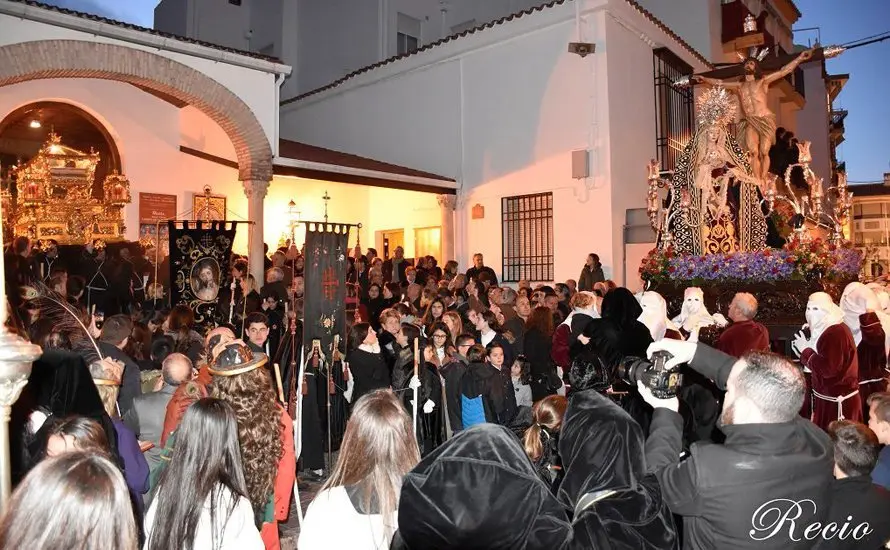 Viernes Santo en Do&ntilde;a Menc&iacute;a. Expiraci&oacute;n 5