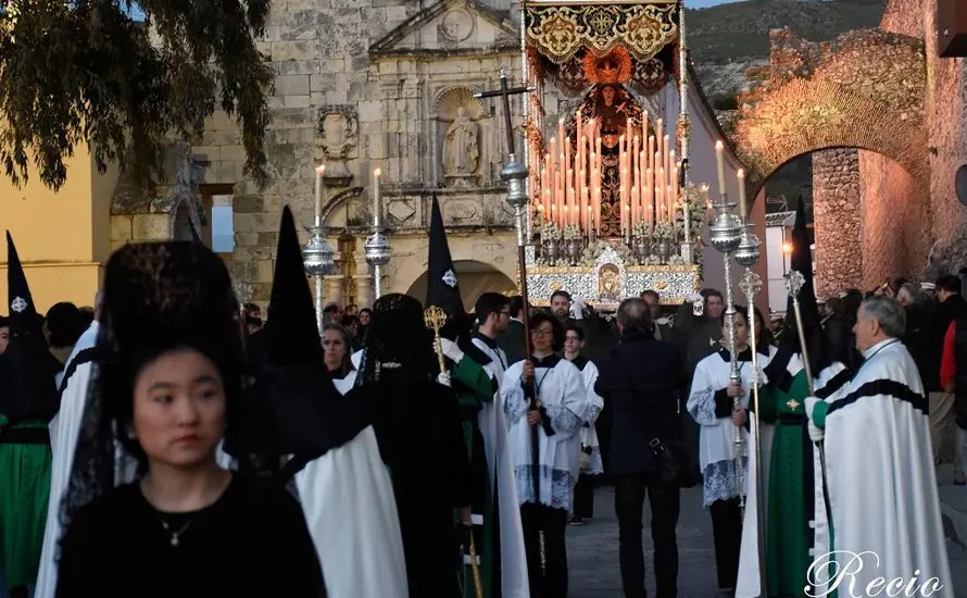 Sábado de Gloria en Doña Mencía. Soledad y Esperanza 4