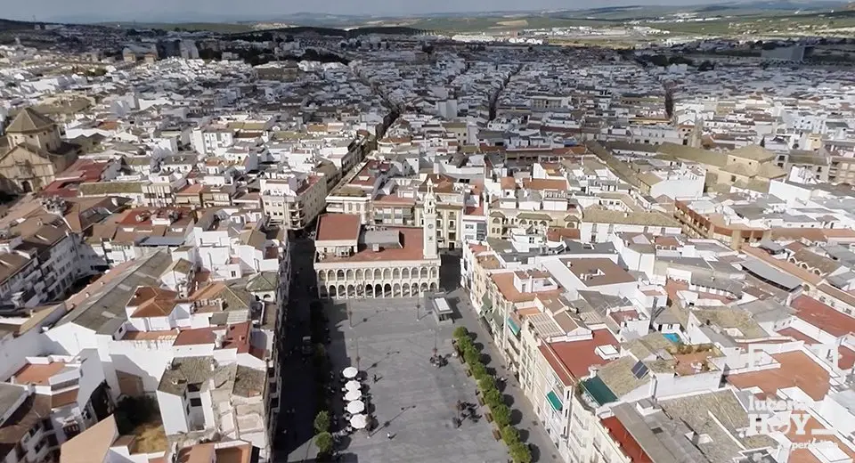 Ayuntamiento de Lucena. Vista aérea del casco urbano