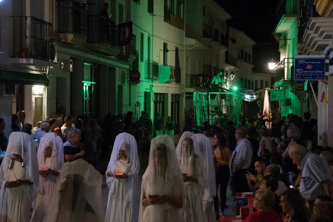 desfile-pasacalles-festum-almedinilla-2019-42