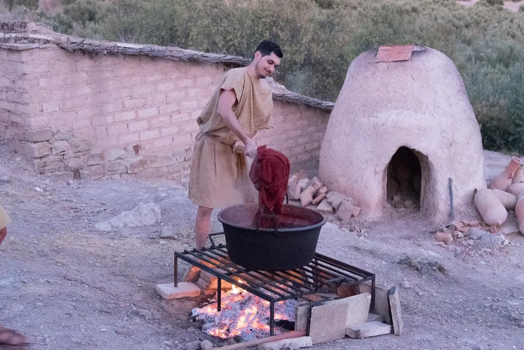 apertura-horno-ibero-y-tintado-prenda-festum-almedinilla-50