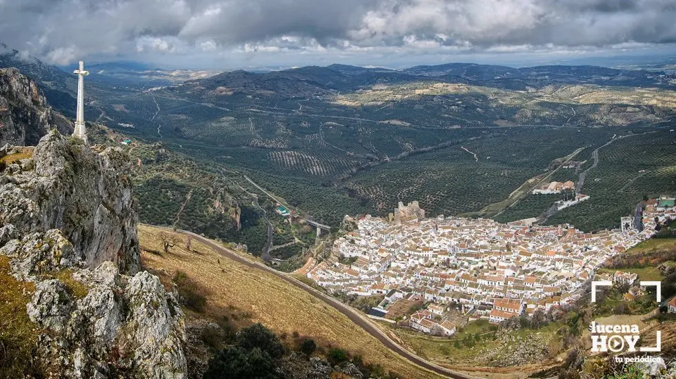 Respirando aire puro. Vista de Zuheros.  Gregorio Polo Gómez