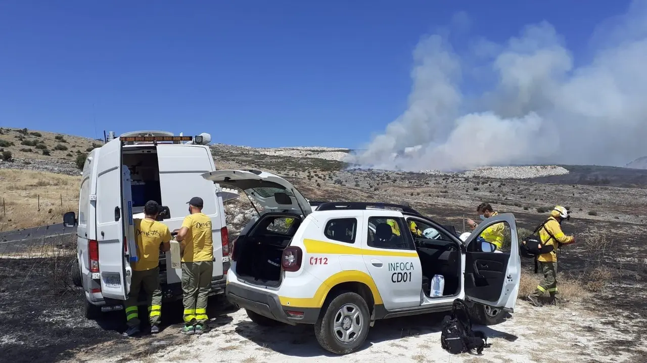 Incendio forestal en Cabra