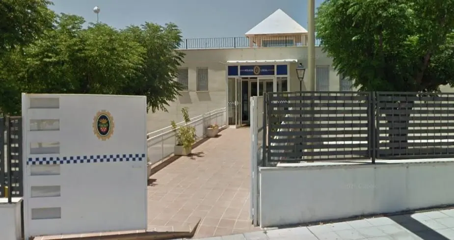 Polic&iacute;a Local de Cabra