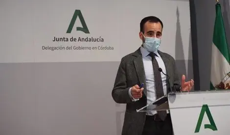 El delegado de Empleo, Formación, Trabajo Autónomo, Transformación Económica, Industria, Conocimiento y Universidades de la Junta de Andalucía en Córdoba, Ángel Herrador.