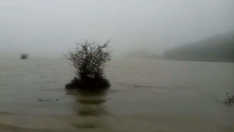 Un momento del vídeo difundido por Meteocabra El Tiempo sobre el aspecto del poljé de La Nava en Cabra