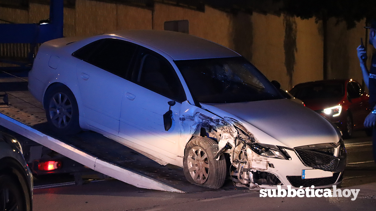 En la imagen pueden apreciarse los daños en el vehículo implicado en el accidente