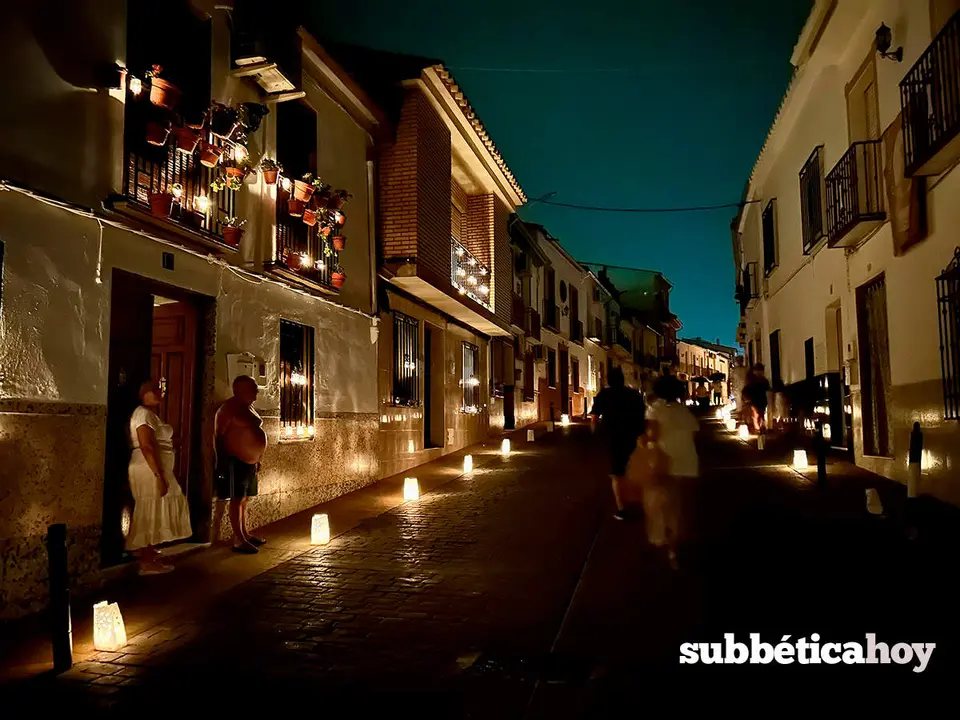 Noche encandilada en Encinas Reales 2023 (Foto de Archivo)