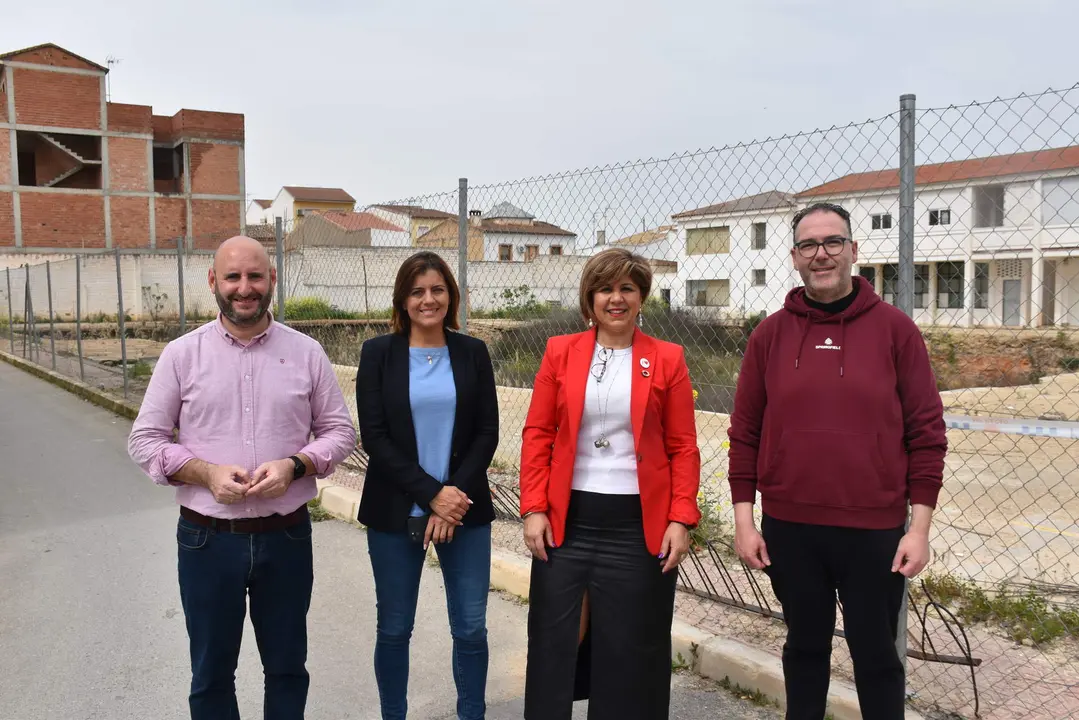 Carmen Lara y concejales