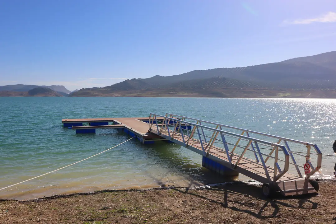 Presentación nuevo embarcadero y área recreativa mirador del Pantano de Iznájar en Rute-8