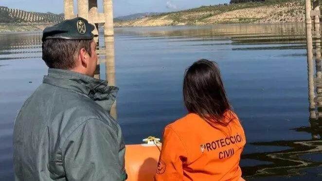 Inspecciones en el embalse de Iznájar