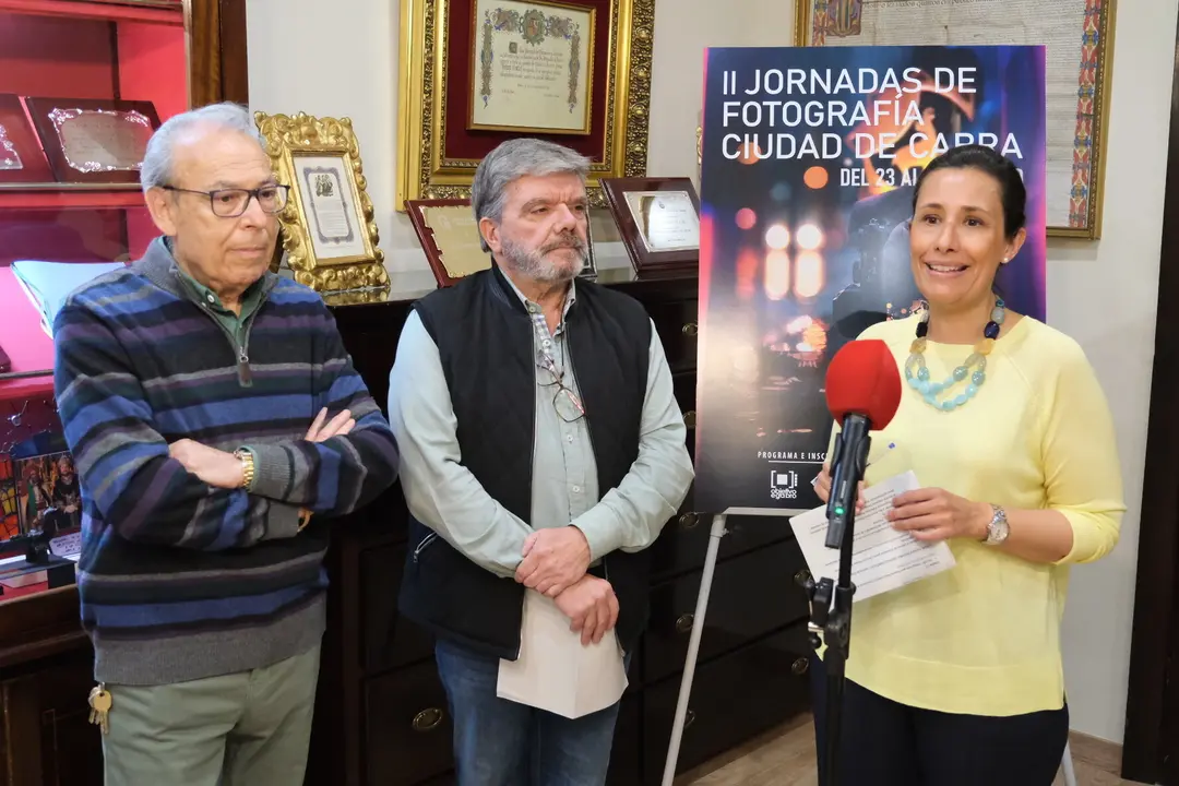 Presentación de las II Jornadas de Fotografía 'Ciudad de Cabra'