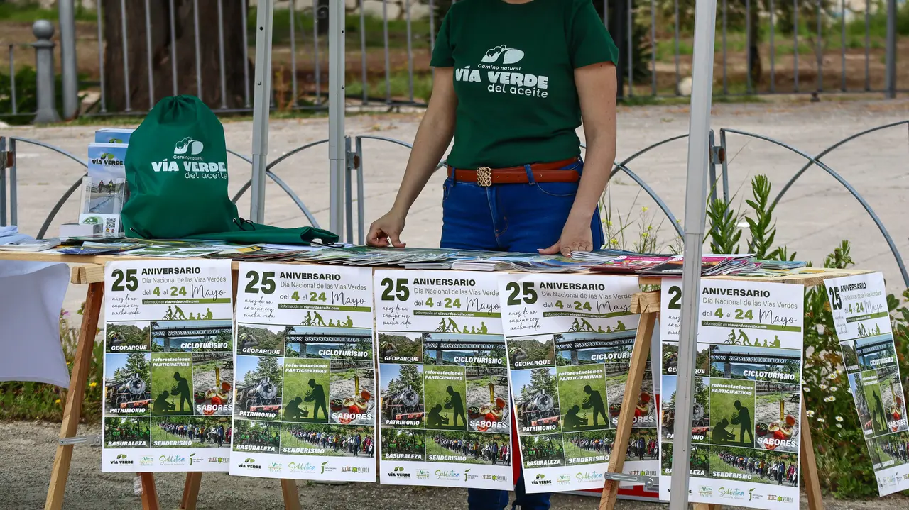 Actividad Vía Verde del Aceite en antigua estación de Lucena-02