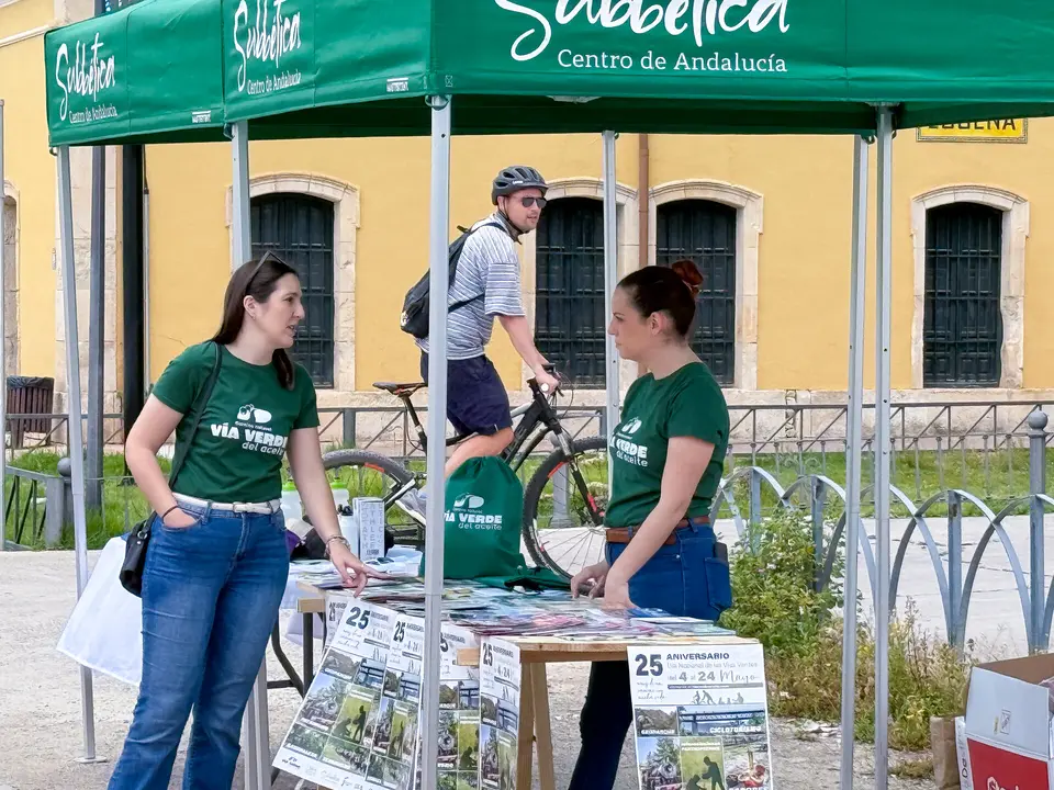 Actividad Vía Verde del Aceite en antigua estación de Lucena-19