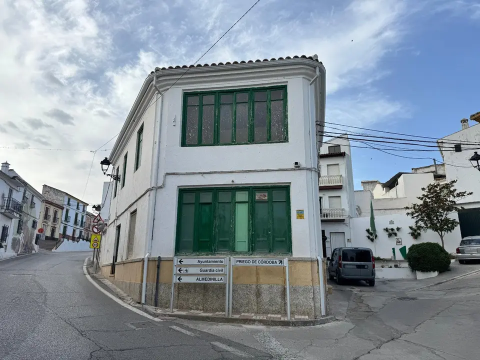 Inmueble donde se construye la futura Oficina de Turismo de Fuente-Tójar