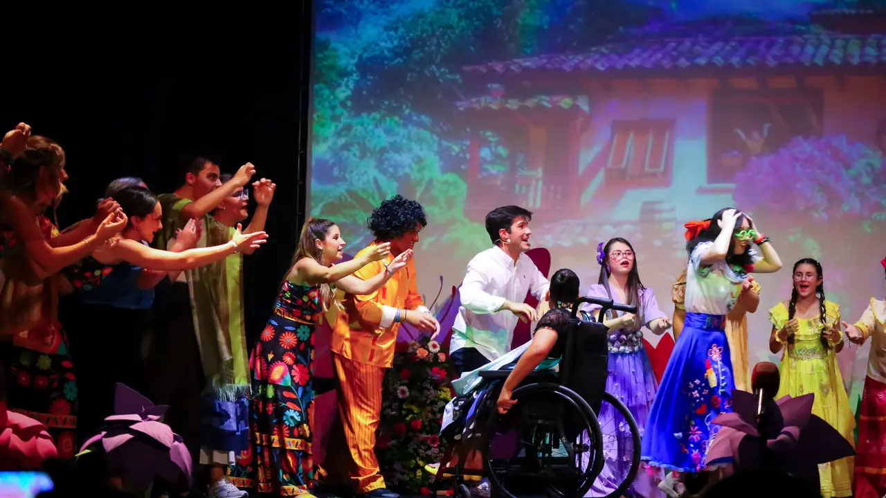 Musical &ldquo;Encanto&rdquo; alumnos NEE-10