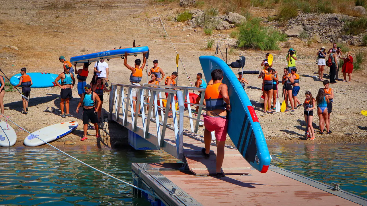 Actividades náuticas pantalán Pantano de Iznájar en Rute-09
