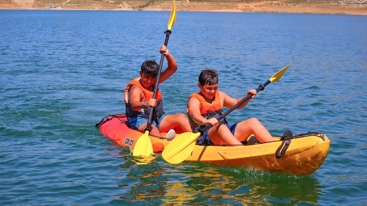 Actividades náuticas pantalán Pantano de Iznájar en Rute-43