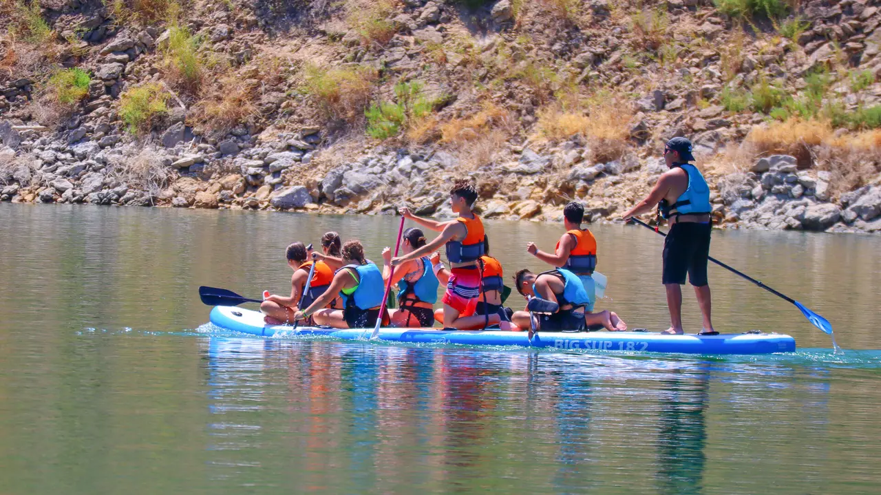 Actividades náuticas pantalán Pantano de Iznájar en Rute-53