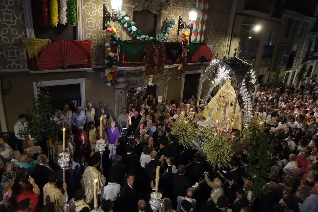 Procesi&oacute;n solemne de la Patrona de Cabra. (Imagen de archivo)