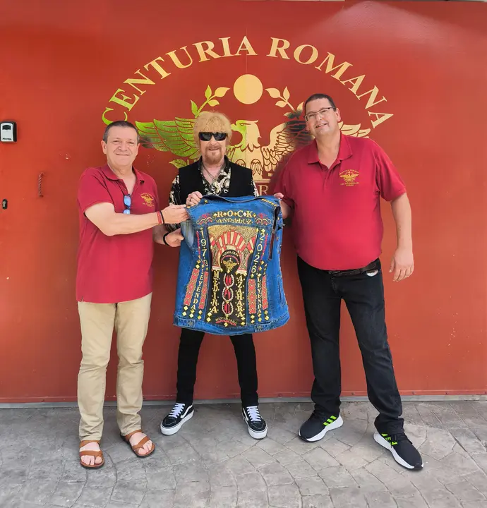medina azahara y chaqueta solidaria_23_a