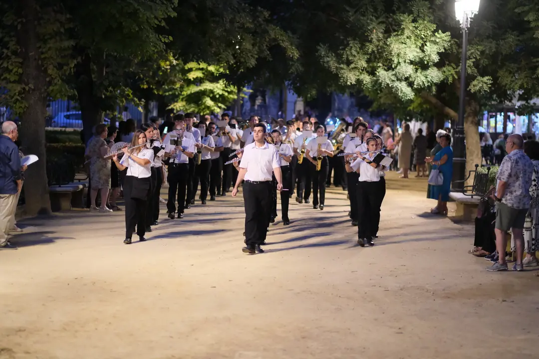 Comienzo Real Feria y Fiestas en honor a Mar&iacute;a Sant&iacute;sima de la Sierra 2025