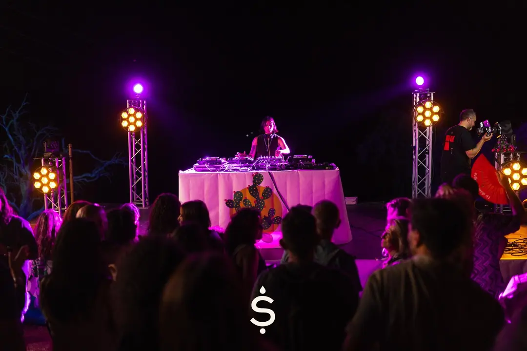 2025 09 19_Sonraiz_Rootsound_Music_Logo_Carla_Valenti-1