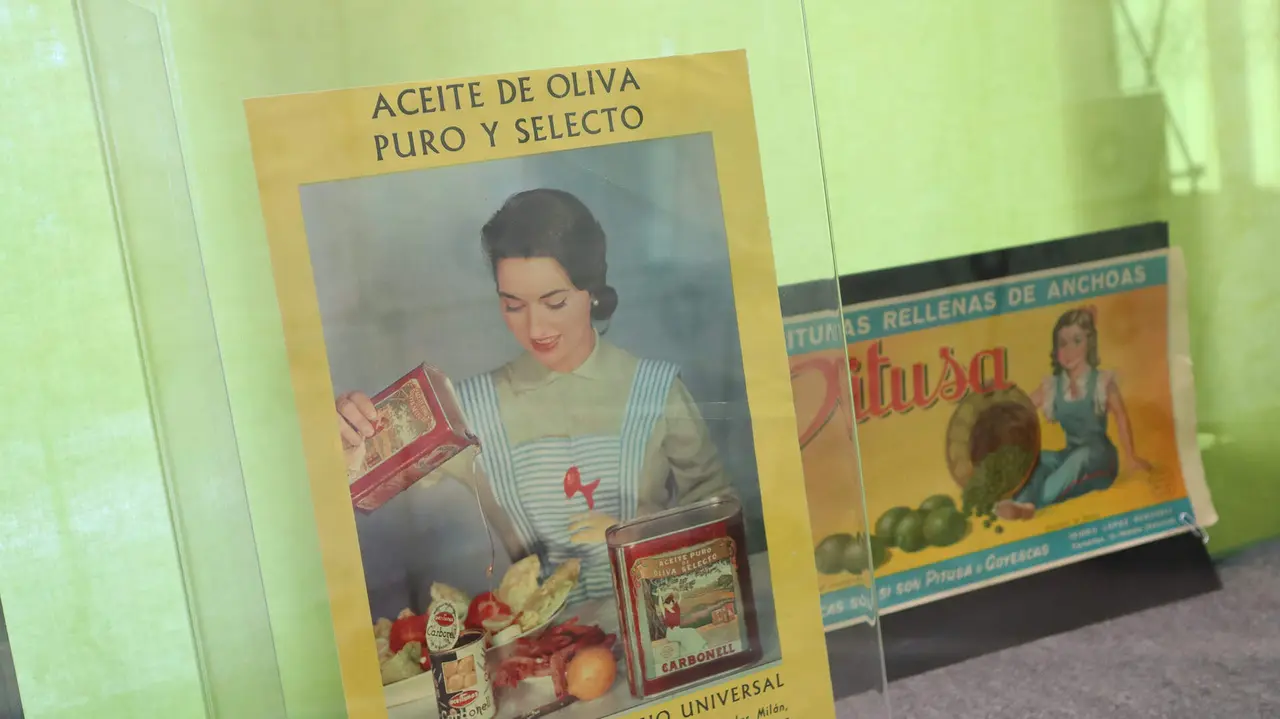 Exposición &ldquo;El arte publicitario del aceite de oliva español&rdquo;-04