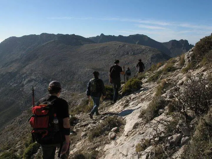 Sendero de la Ti&ntilde;osa (Imagen: Parque Natural de las Sierras Subb&eacute;ticas).