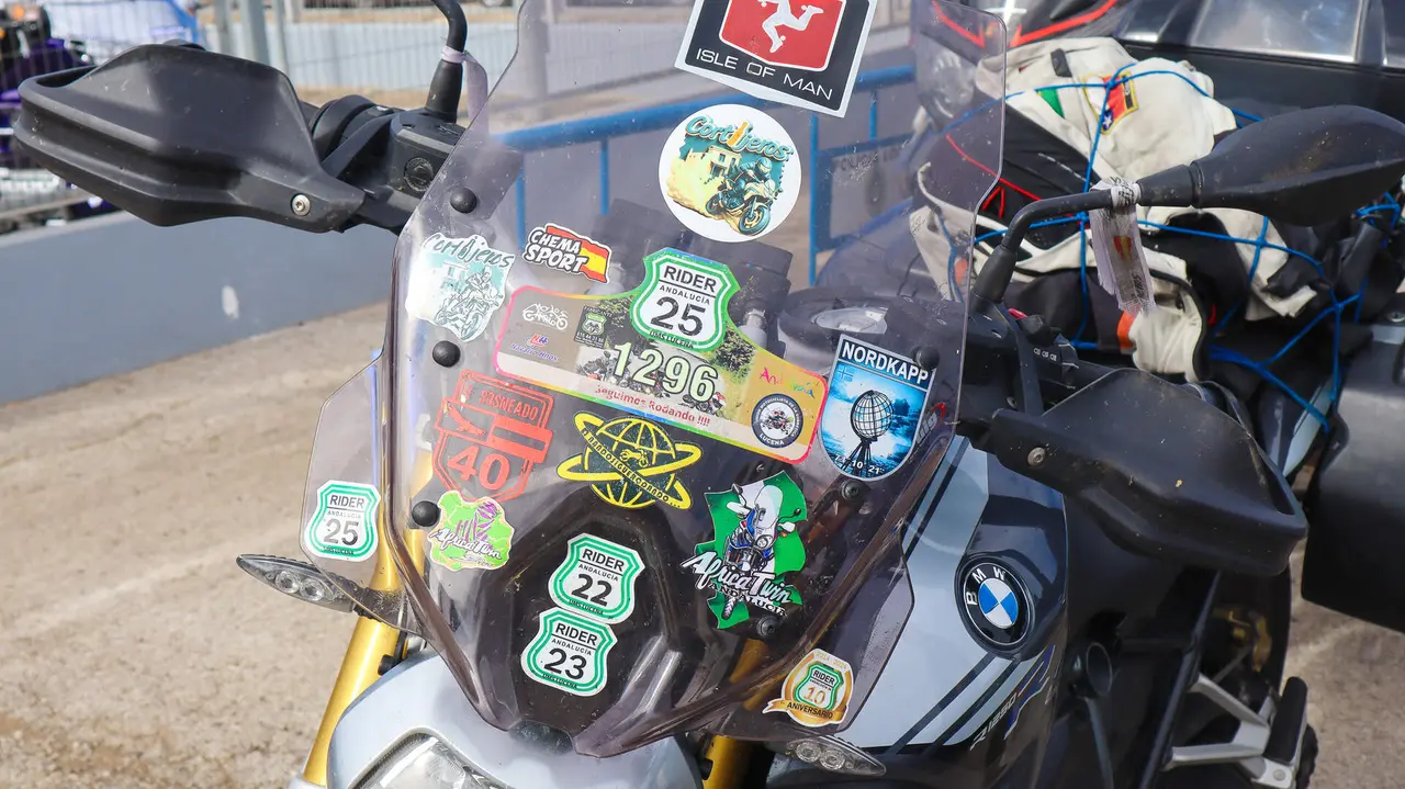 Rider 25-33