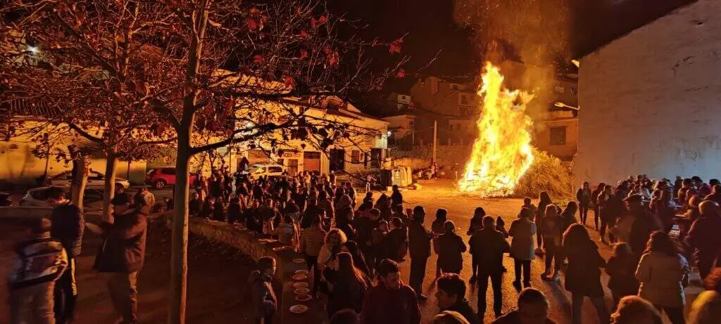 Celebraci&oacute;n de la Candelaria en Almedinilla. Imagen: La Fuentezuela.