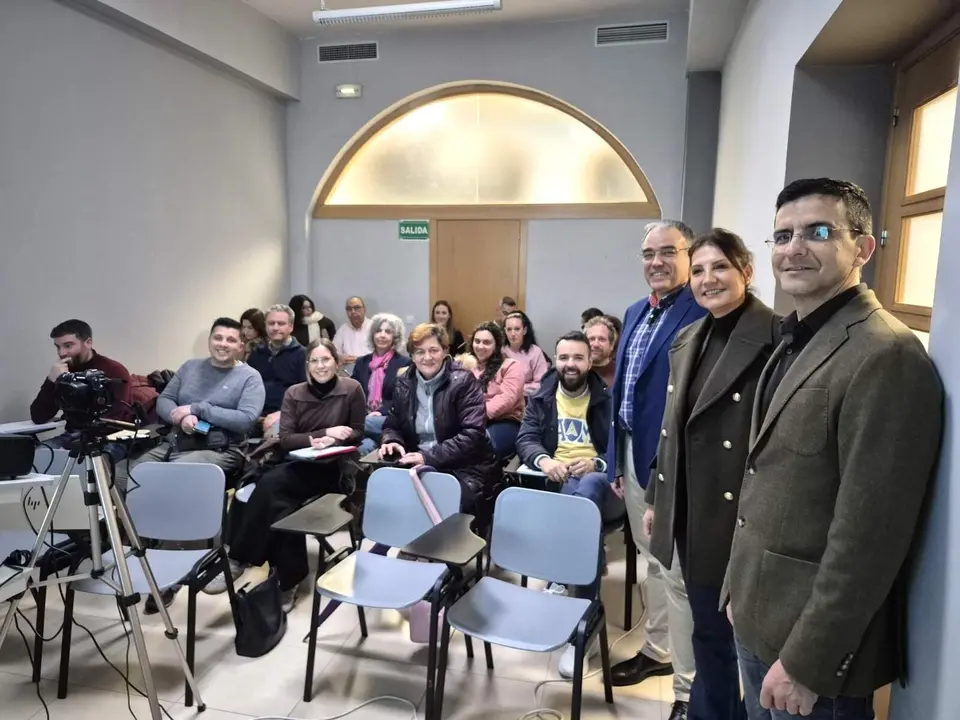 Desarrollo del curso sobre normativa urbanística en el Centro Universitario de Desarrollo de Cabra