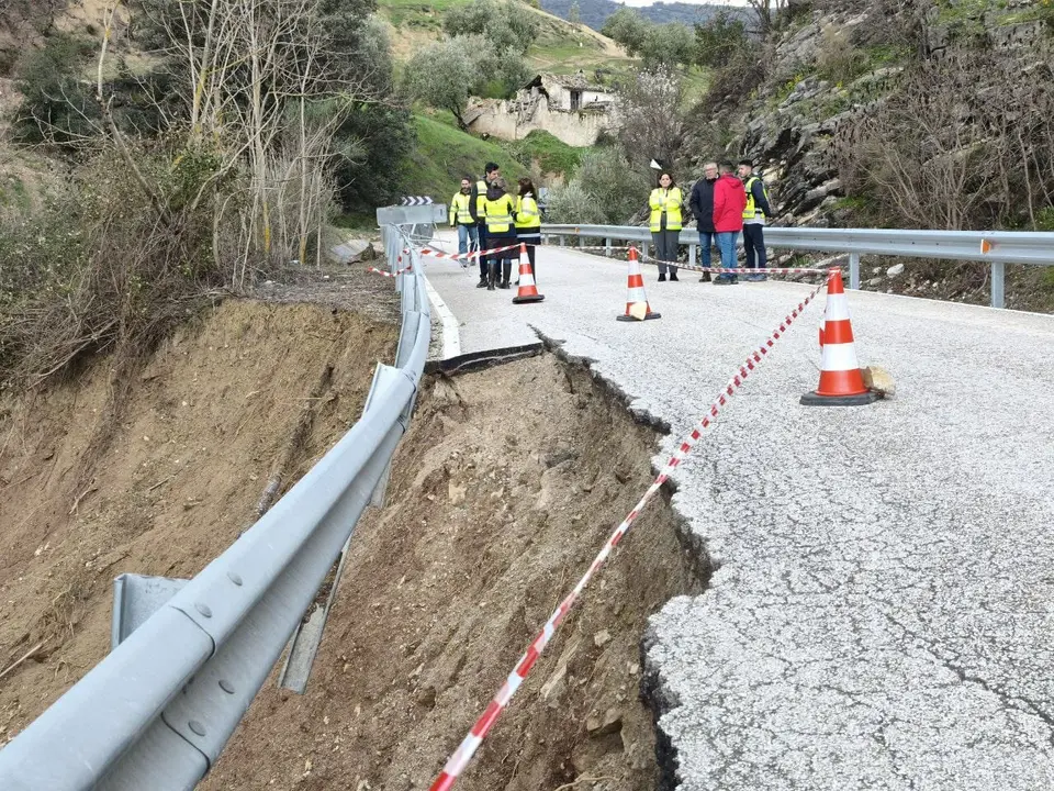 carretera A-333 a la altura del punto kilom&eacute;trico 46,500 en el t&eacute;rmino municipal de Iznajar