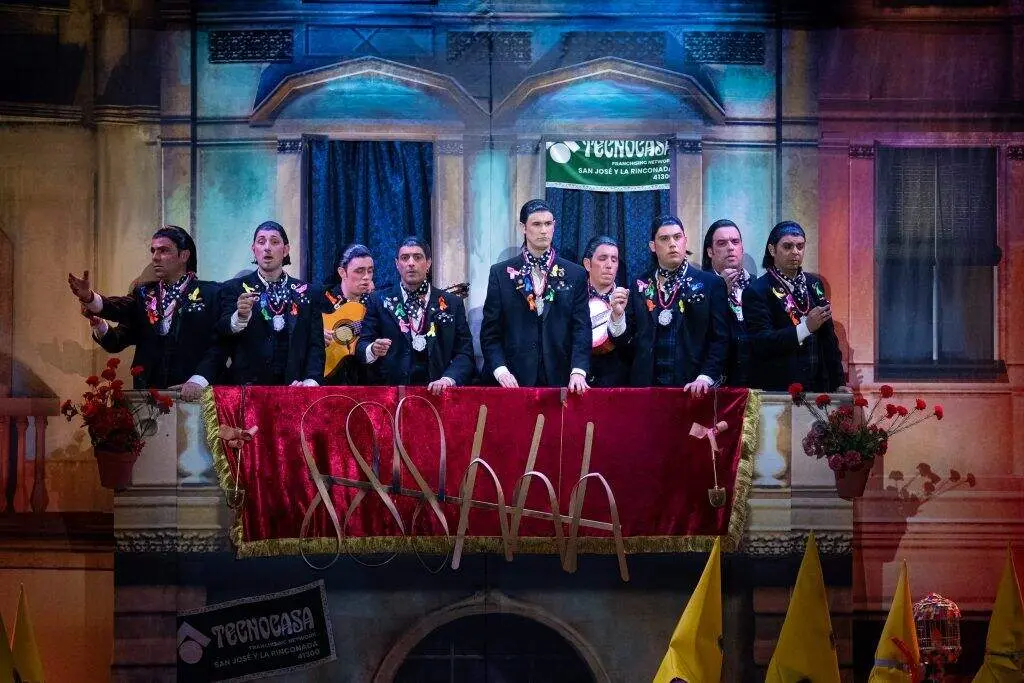 07-chirigota-ssshhhhh-gabinete-de-prensa-ayuntamiento-de-cadiz-foto-atreyna-3-1024x683