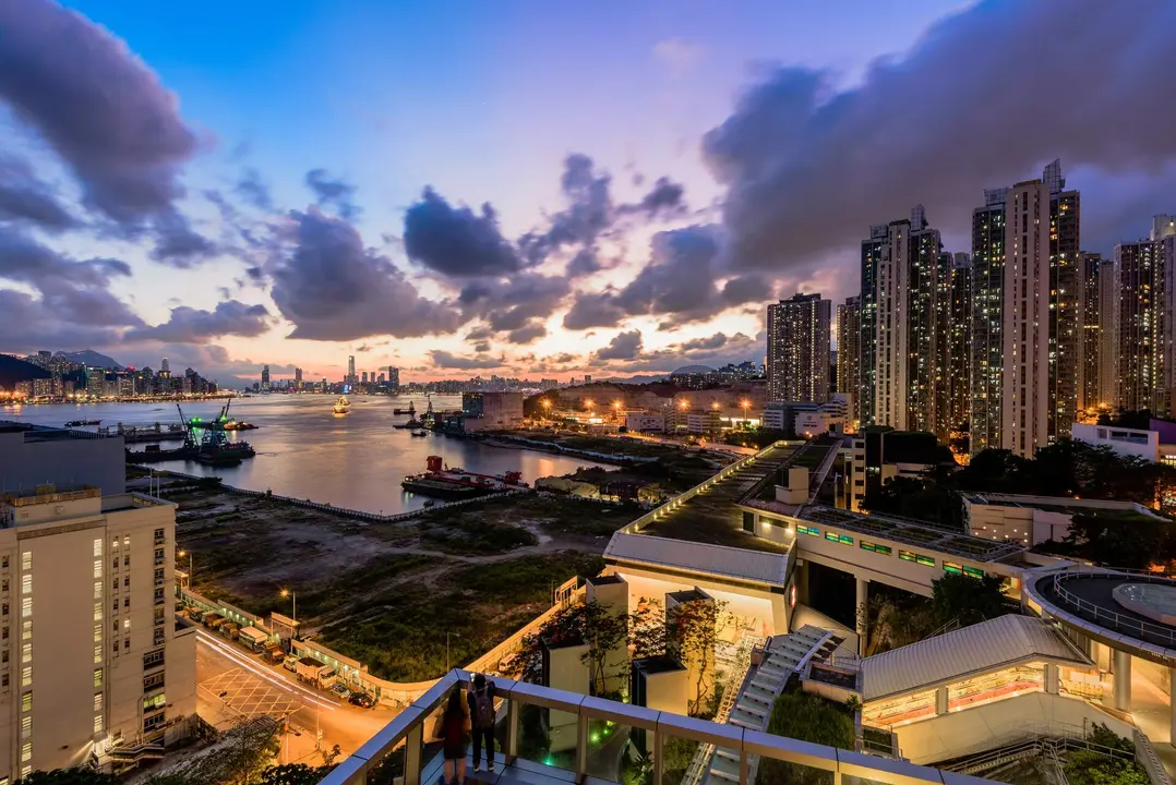 Vista nocturna de Panama City. foto: Freepik