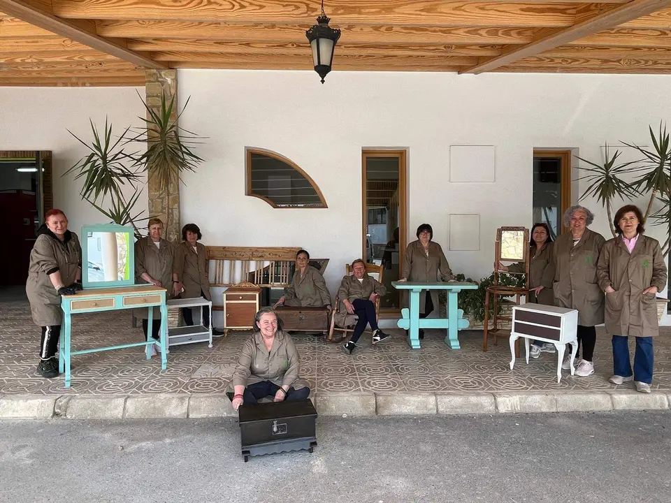 Participantes en el curso de la Escuela de la Madera / Junta de Andaluc&iacute;a.