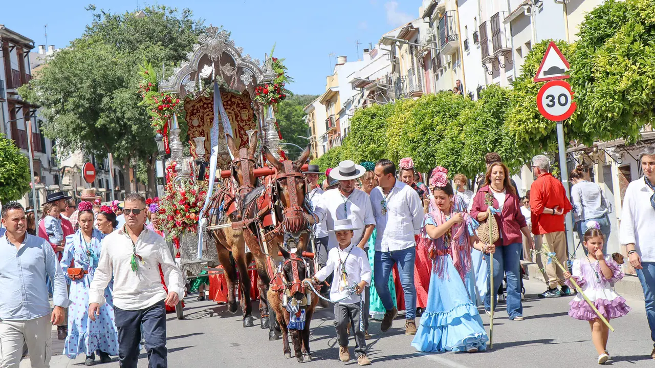 Salida Hdad. Rocío Lucena-15