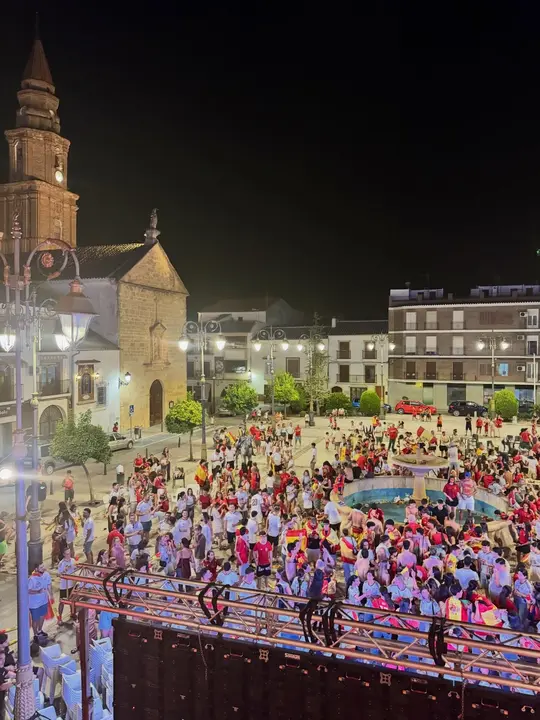 Benamejí (Plaza de la Constitución).1