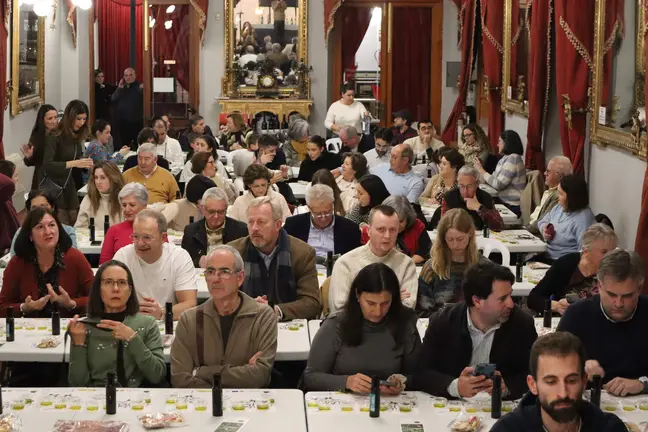 Archivo - Asistentes a la &uacute;ltima cata del ciclo de Paladares del Jueves en 2024