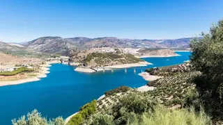 embalse pantano izn&aacute;jar