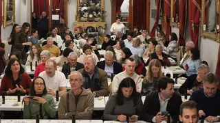 Archivo - Asistentes a la &uacute;ltima cata del ciclo de Paladares del Jueves en 2024