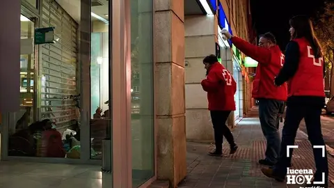 cruz roja transeuntes fr&iacute;o