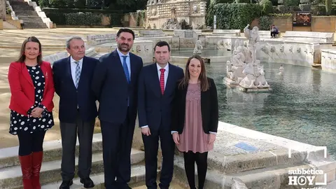 Visita Consejero de Turismo a Priego 1