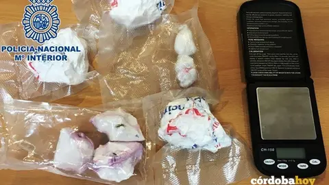 La coca&iacute;na en roca incautada en Cabra por la Polic&iacute;a Nacional