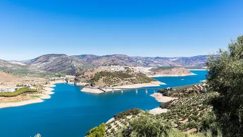 embalse_de_iznajar_6150_940x635