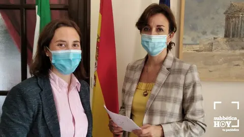 Cristina Casanueva y Mar&iacute;a Luisa Ceballos