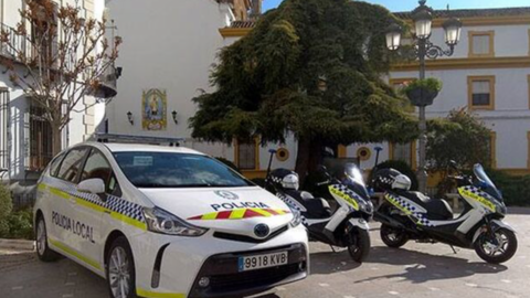 Policia local en Priego